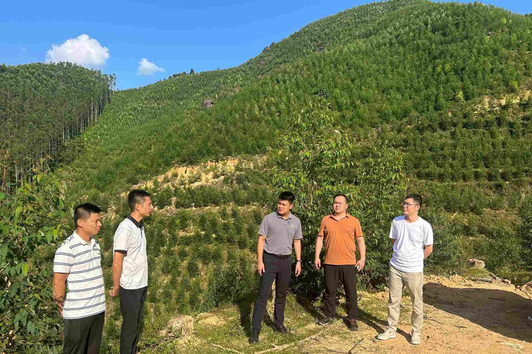 廖长琨总经理到清远、梅州分公司指导工作